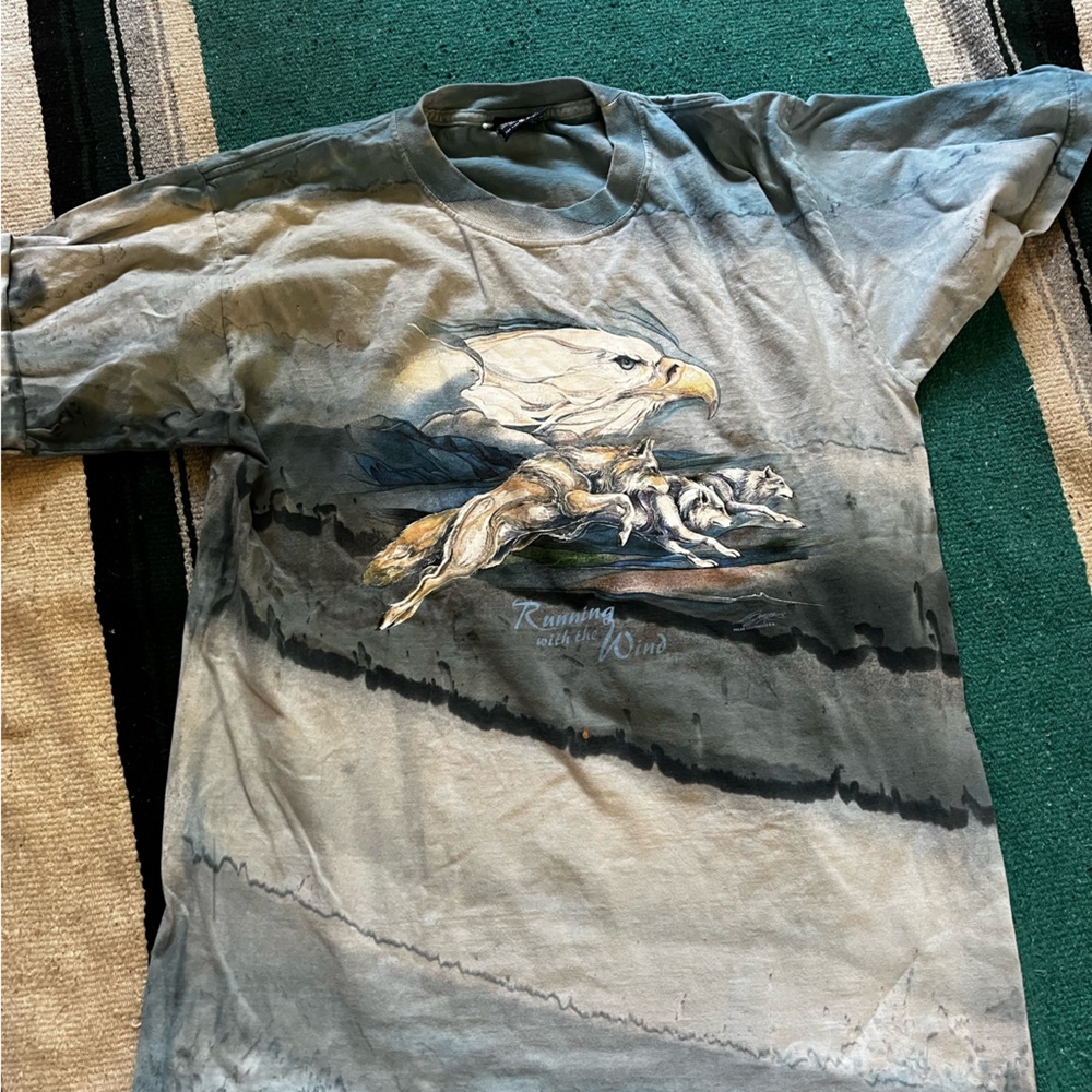 Running with the Wind Gray Graphic Tee